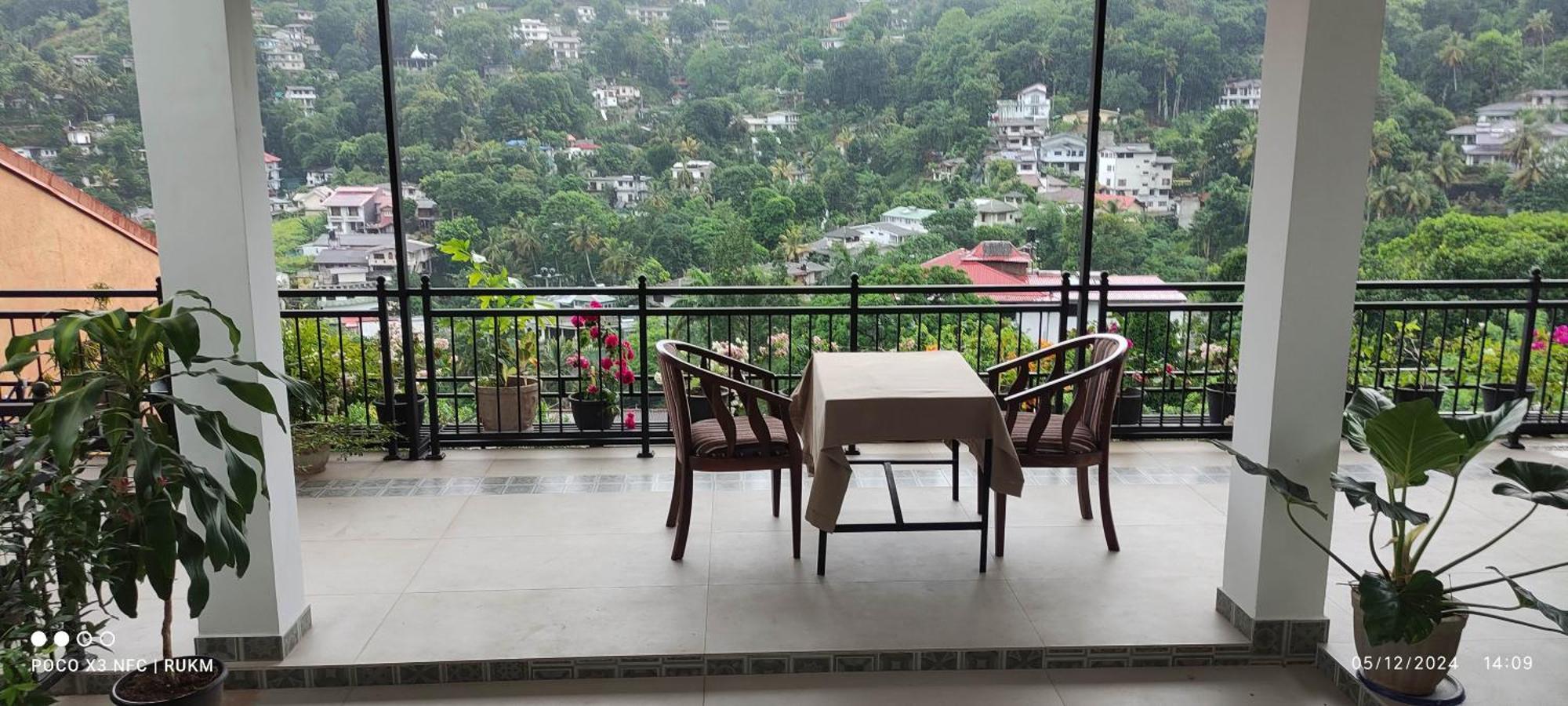 Luxury Apartment The Walkers Nest Kandy Dış mekan fotoğraf